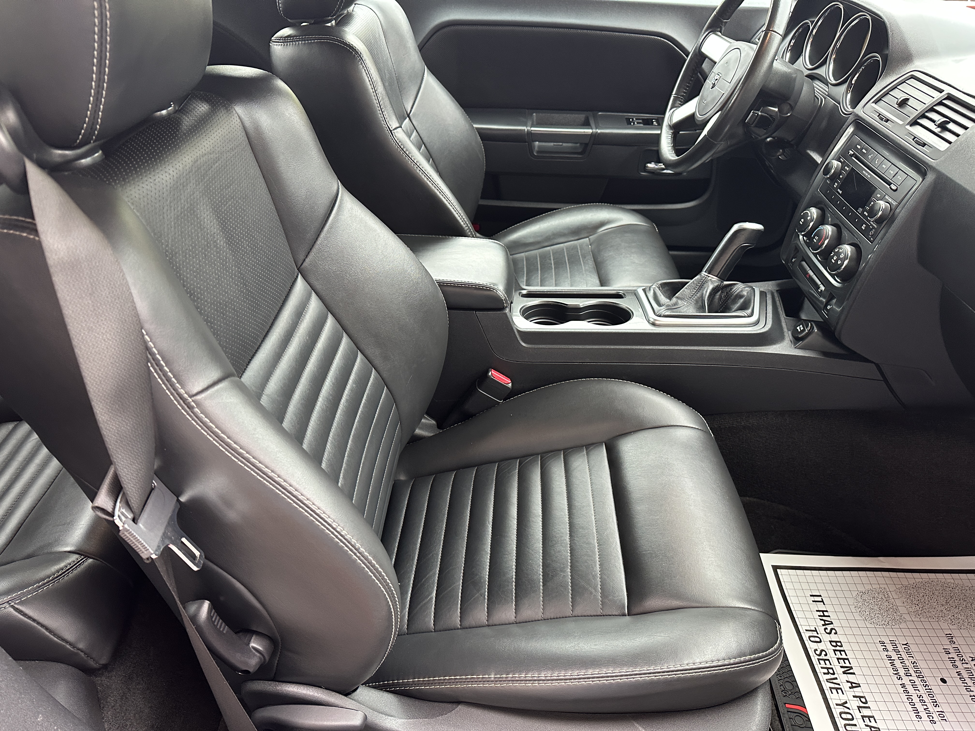 Used 2010 Dodge Challenger R/T RWD image 12
