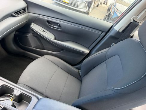 Used 2024 Nissan Sentra S FWD image 10