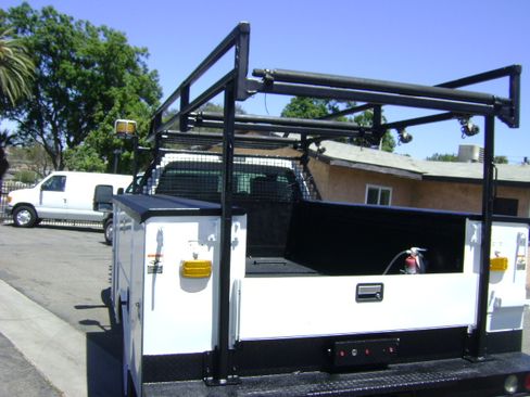 Used 2016 Ford F450 4x4 Regular Cab Super Duty image 5