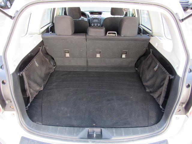 Used 2014 Subaru Forester 2.5i AWD/4WD image 17