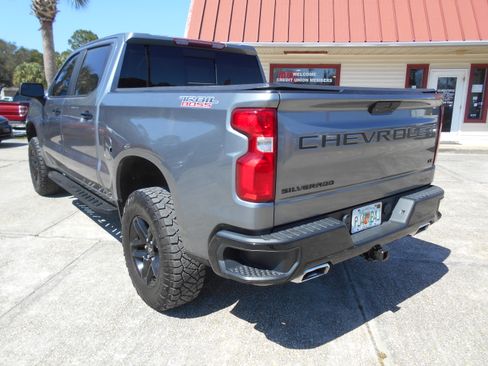Used 2021 Chevrolet Silverado 1500 4x4 Crew Cab LT Trail Boss image 6