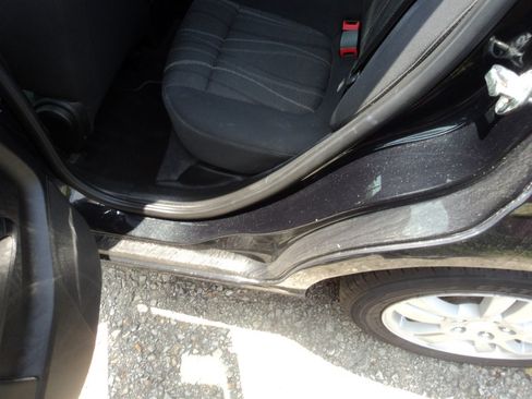 Used 2015 Chevrolet Sonic LT image 10