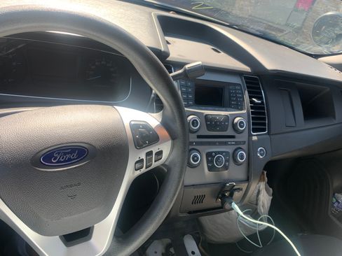 Used 2016 Ford Taurus Police Interceptor FWD image 10
