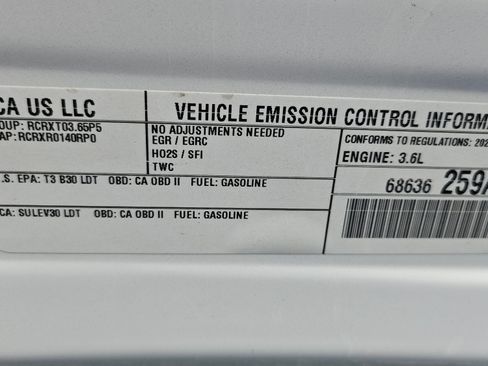 Used 2024 Chrysler Voyager LX image 21