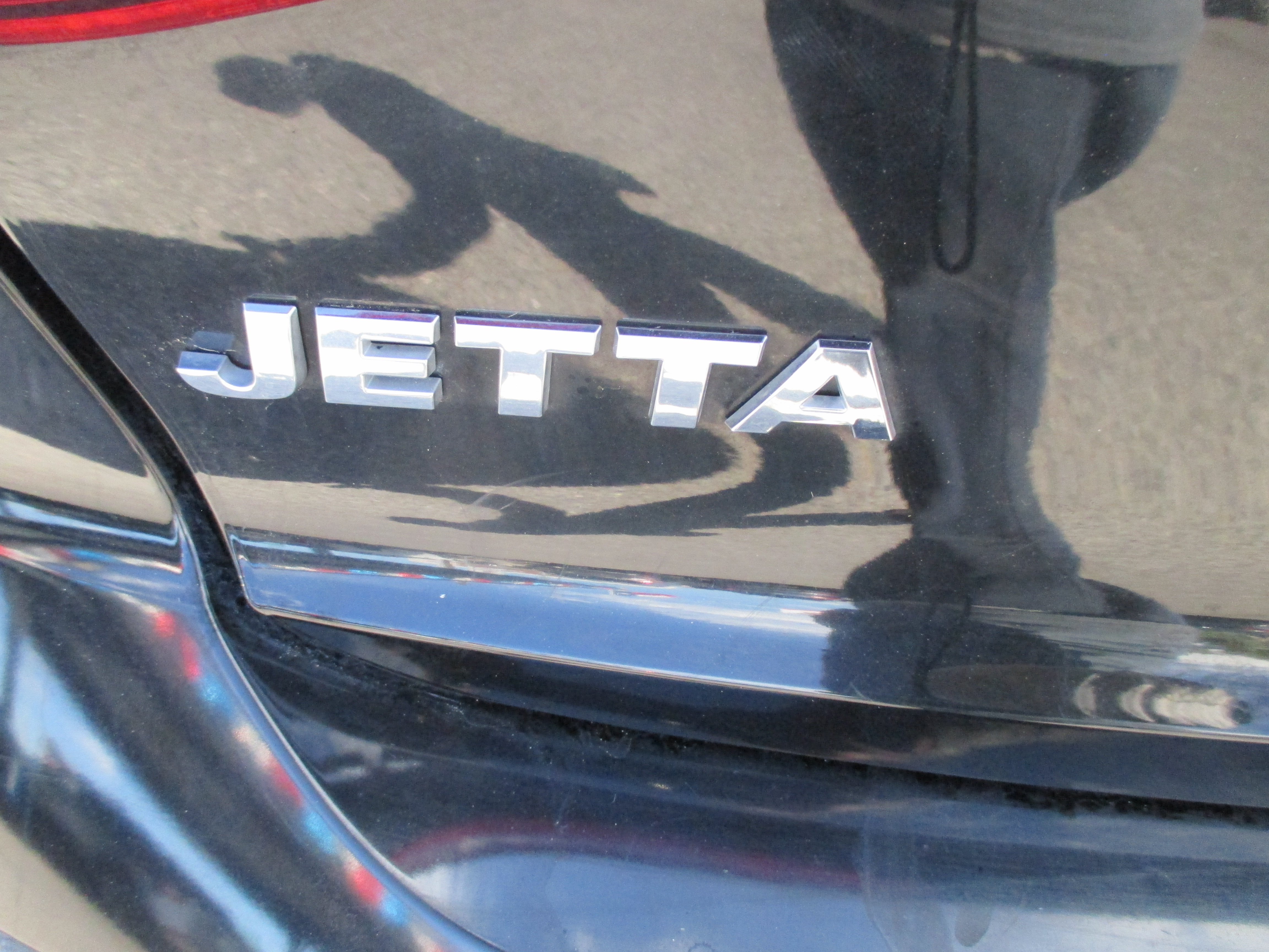 Used 2015 Volkswagen Jetta SE Sedan 4D FWD image 12