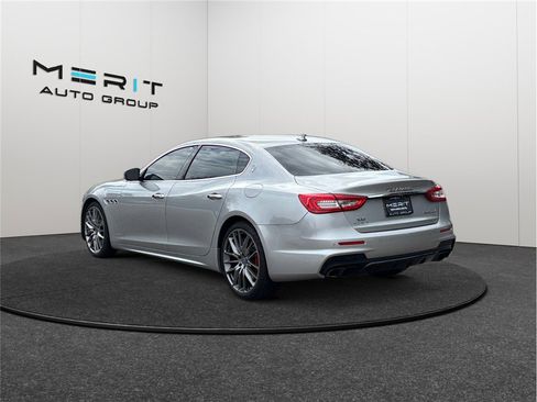 Used 2018 Maserati Quattroporte GTS GranSport image 7