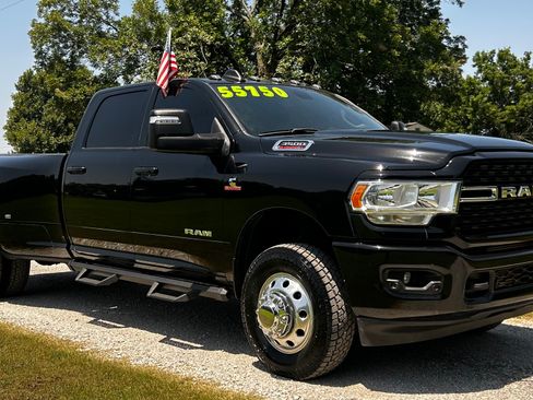 Used 2024 RAM 3500 4x4 Crew Cab Big Horn DRW image 1