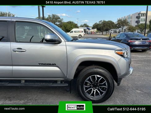 Used 2020 Toyota Tacoma image 5