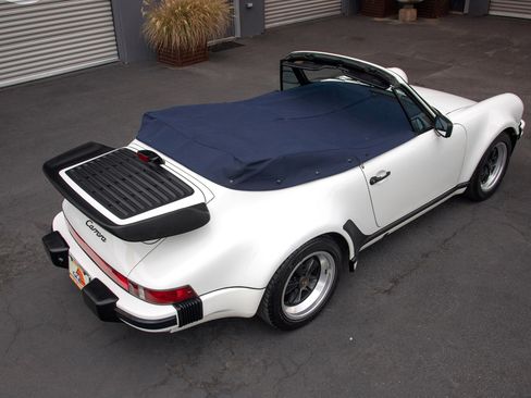 Used 1988 Porsche 911 Carrera image 14
