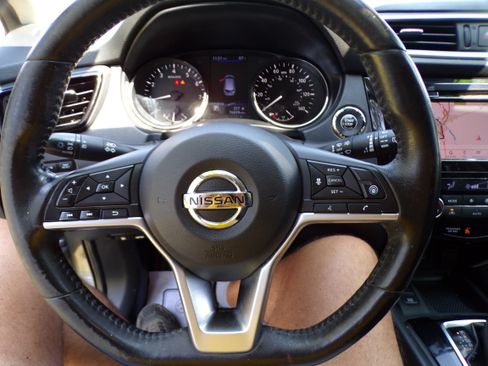 Used 2019 Nissan Rogue Sport FWD image 14