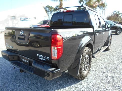 Used 2019 Nissan Frontier PRO-4X image 5