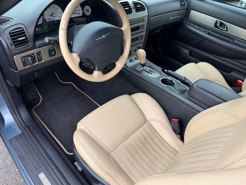 Used 2005 Ford Thunderbird 50th Anniversary image 6