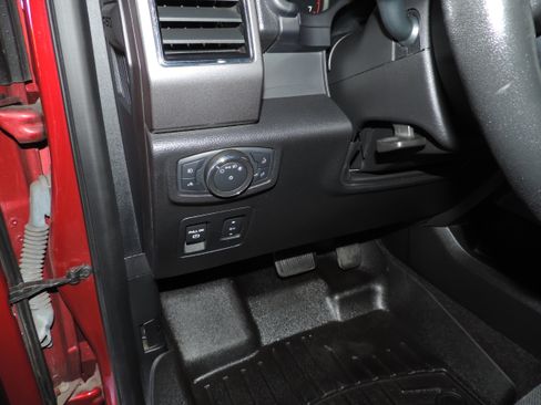 Used 2018 Ford F150 4x4 SuperCrew XLT image 35