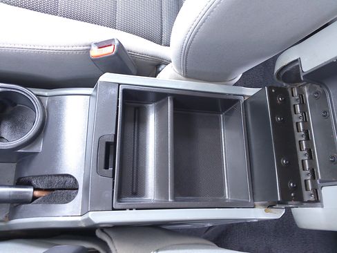 Used 2010 Jeep Wrangler Sport image 21