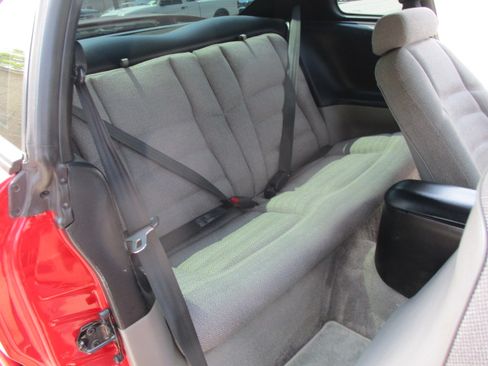 Used 1996 Ford Mustang GTS Coupe RWD image 21