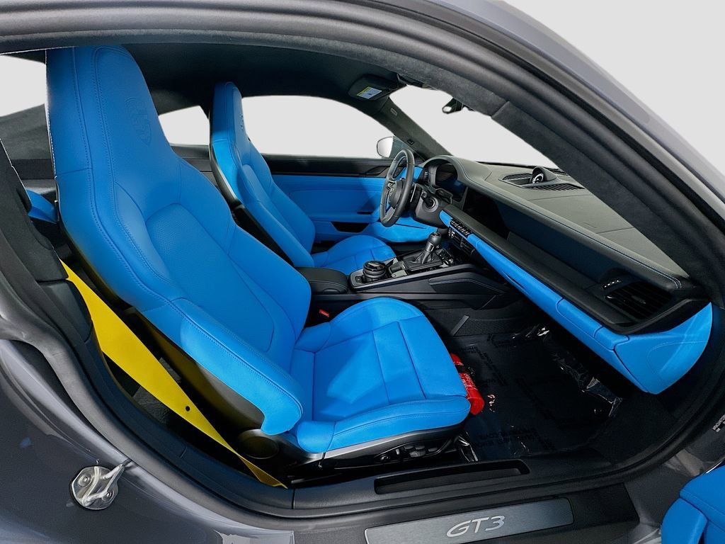 New 2026 Porsche 911 GT3 RWD image 29