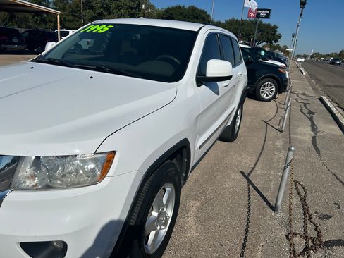Used 2013 Jeep Grand Cherokee Laredo image 5