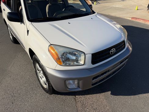Used 2003 Toyota RAV4 2WD image 16