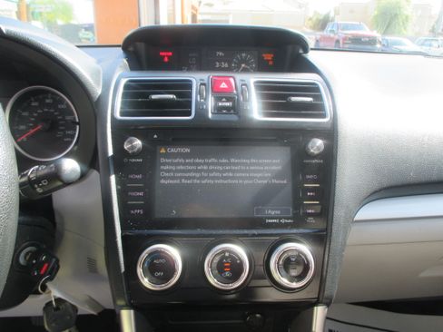 Used 2018 Subaru Forester 2.5i Premium image 6