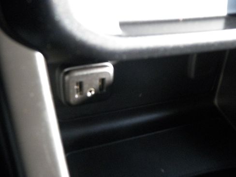 Used 2019 Chevrolet Colorado W/T image 13