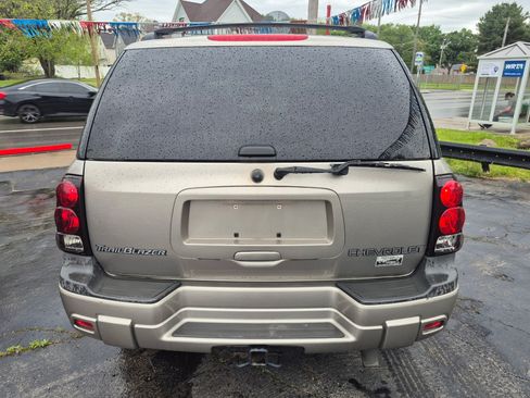 Used 2003 Chevrolet TrailBlazer 4WD image 2