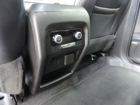 Used 2025 GMC Acadia Elevation image 35