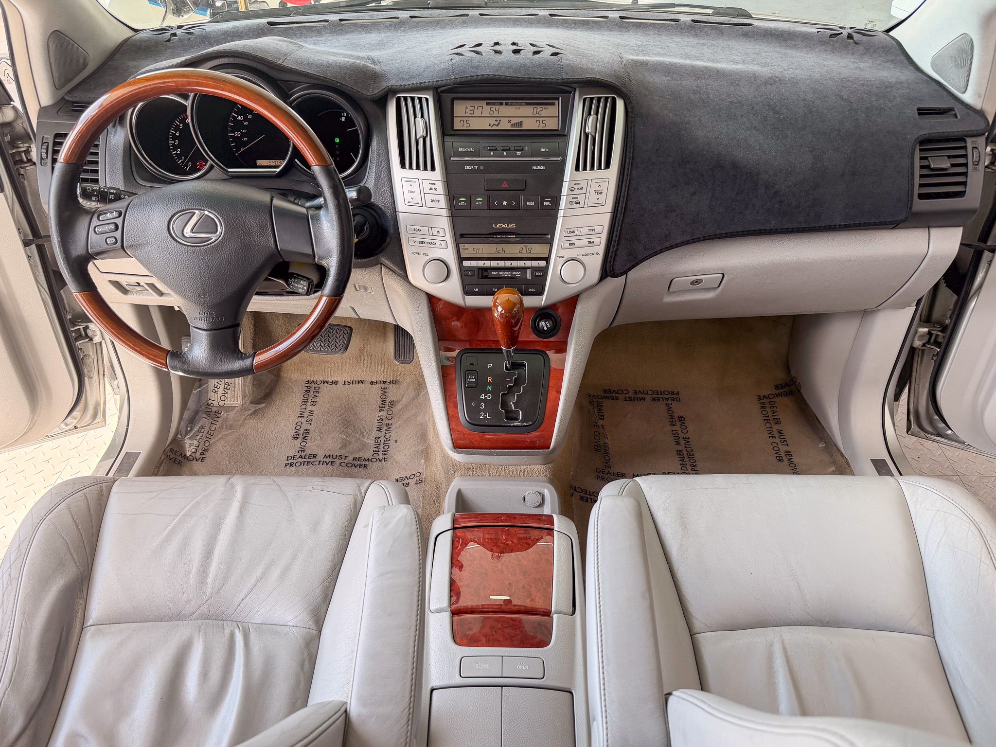 Used 2004 Lexus RX 330 UNAVAIL FWD image 8