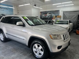 Used 2012 Jeep Grand Cherokee Laredo image 1