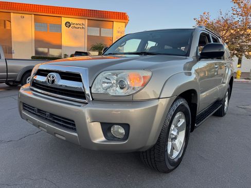 Used 2007 Toyota 4Runner SR5 image 5