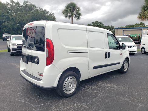 Used 2022 RAM ProMaster City Tradesman SLT image 7