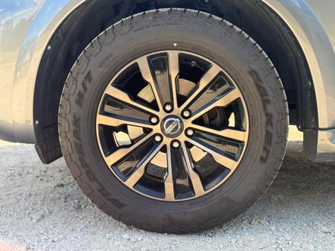 Used 2018 Nissan Armada Platinum image 5
