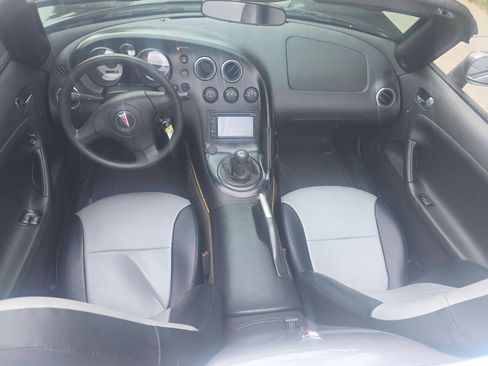 Used 2007 Pontiac Solstice RWD image 20