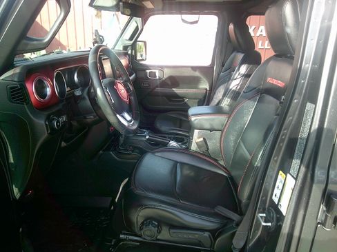 Used 2019 Jeep Wrangler Unlimited Rubicon image 6