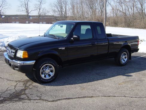 Used 2003 Ford Ranger XLT image 1