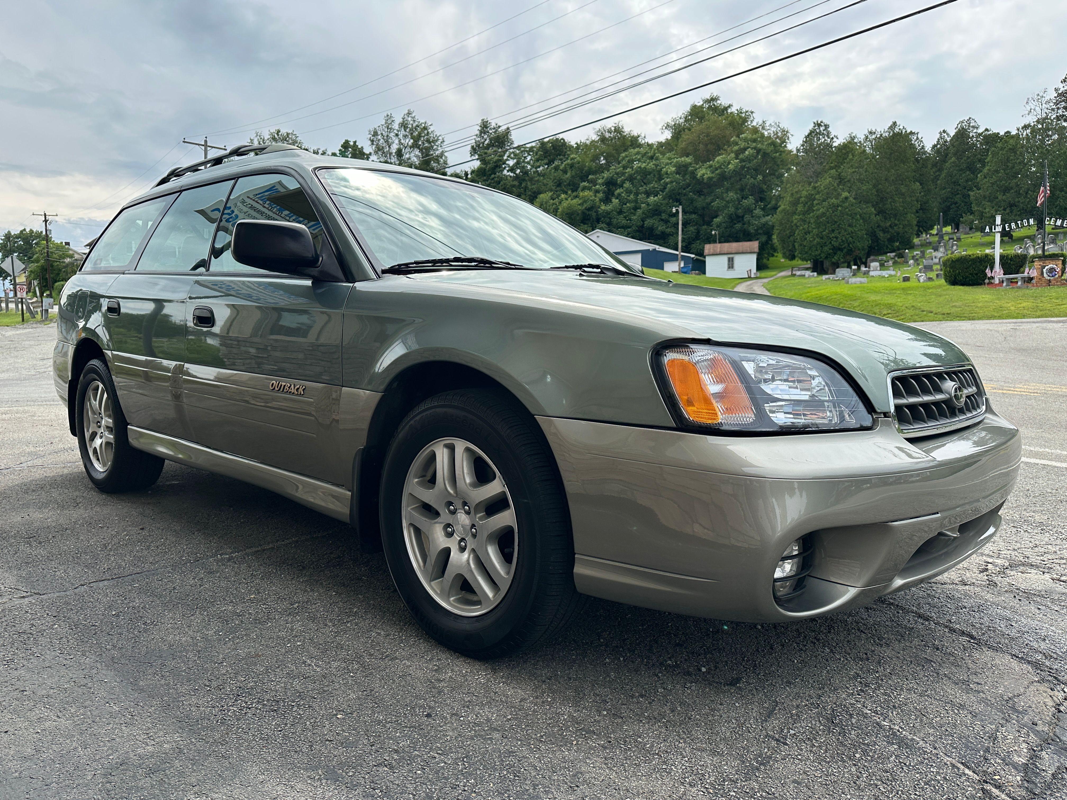 Used 2004 Subaru Outback Wagon AWD/4WD image 5