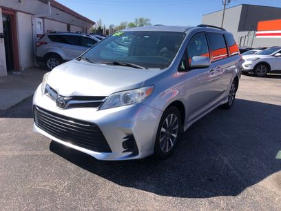 Used 2020 Toyota Sienna LE