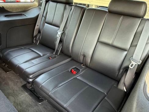 Used 2011 Chevrolet Tahoe LT AWD/4WD image 12