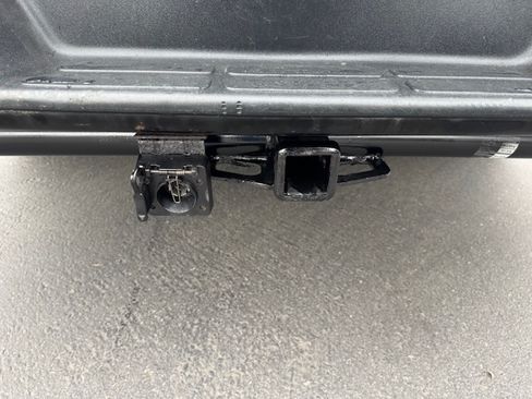 Used 2019 Chevrolet Express 3500 image 23