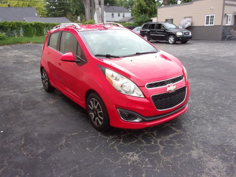Used 2013 Chevrolet Spark LT w/ 2LT FWD image 3