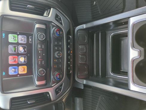 Used 2017 GMC Sierra 1500 SLT image 16