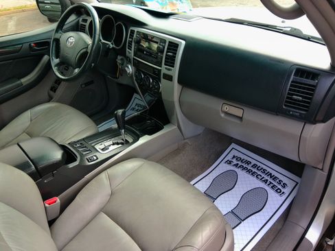 Used 2007 Toyota 4Runner Limited image 39