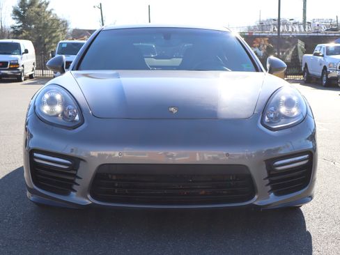 Used 2016 Porsche Panamera GTS image 3