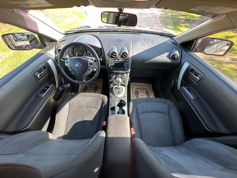 Used 2015 Nissan Rogue SV image 9