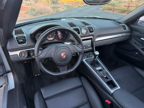 Used 2014 Porsche Boxster UNAVAIL RWD image 7