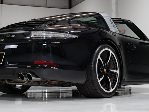 Used 2015 Porsche 911 Targa 4S image 38