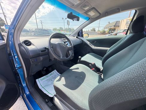 Used 2007 Toyota Yaris 2-Door Hatchback FWD image 16