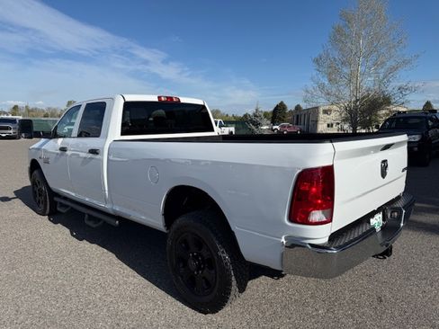 Used 2016 RAM 2500 4x4 Crew Cab ST image 3