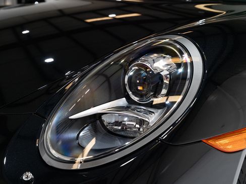 Used 2015 Porsche 911 Targa 4S image 47