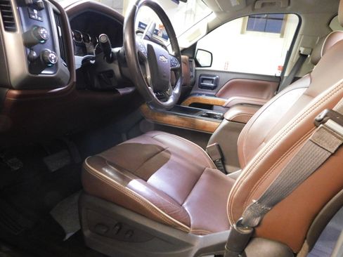 Used 2014 Chevrolet Silverado 1500 High Country image 12