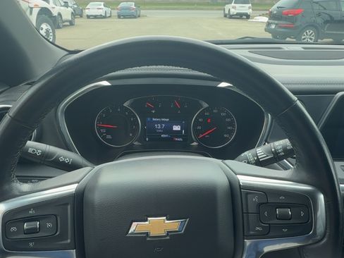 Used 2020 Chevrolet Blazer LT image 12